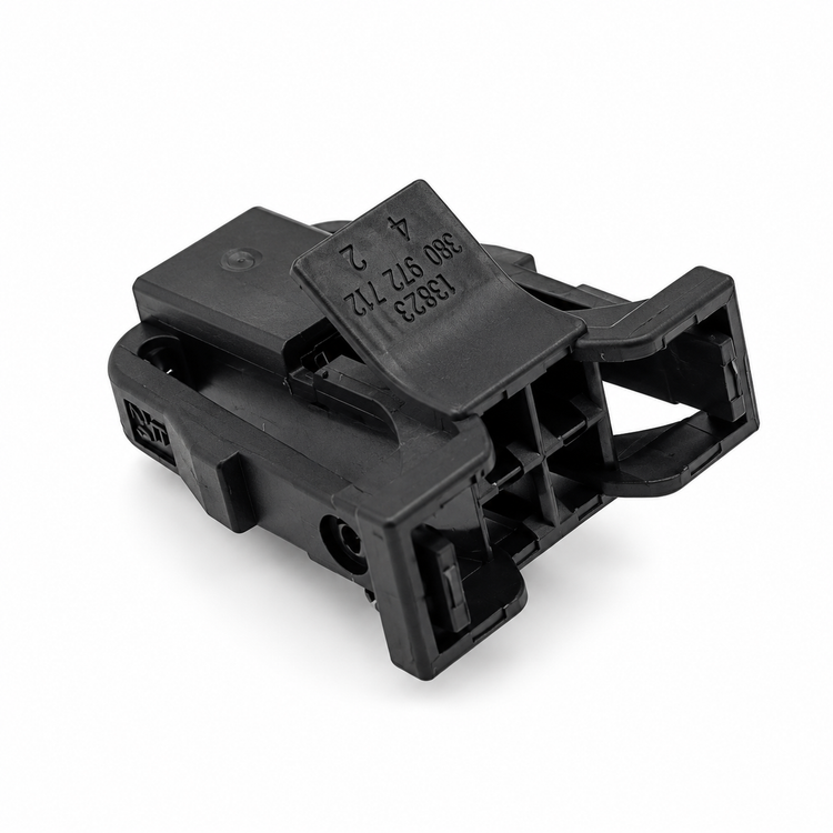 4 Pin fits Audi A4 8K B8 Saloon Rear Boot Bulb Holder Wired Connector 3B0972722 – BIN/G1.B – image 4