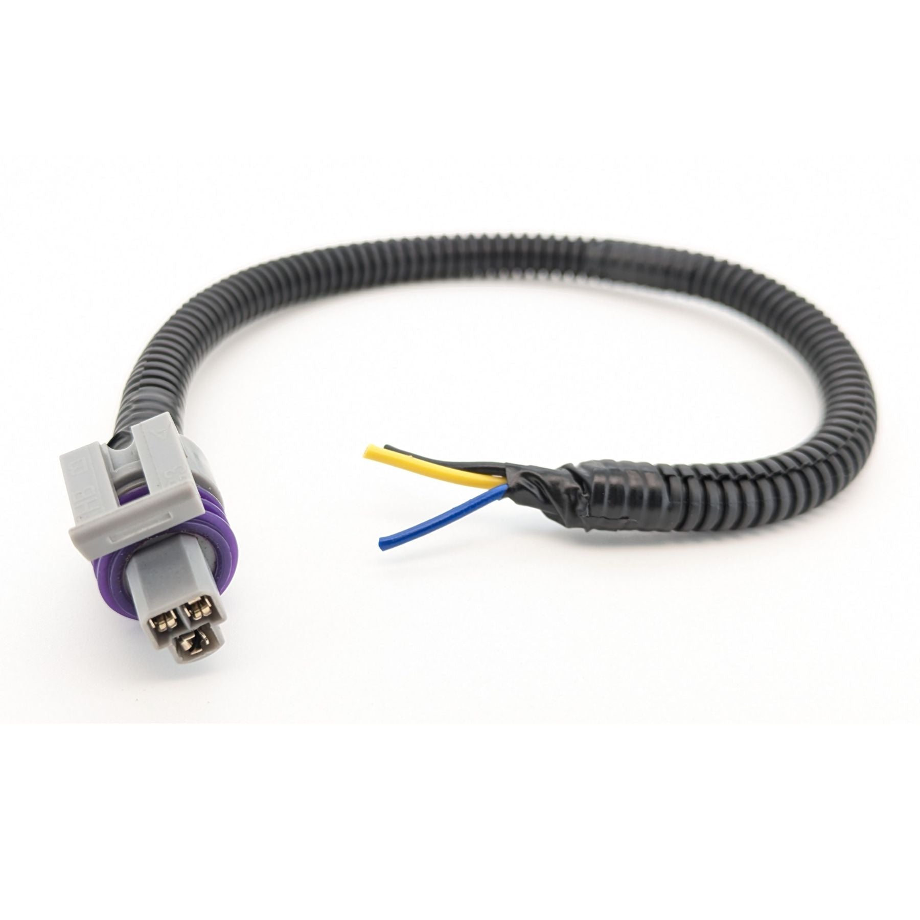 Pre-wired 3 Pin Way Female Connector for Delphi GT150 Series with Conduit Sleeve