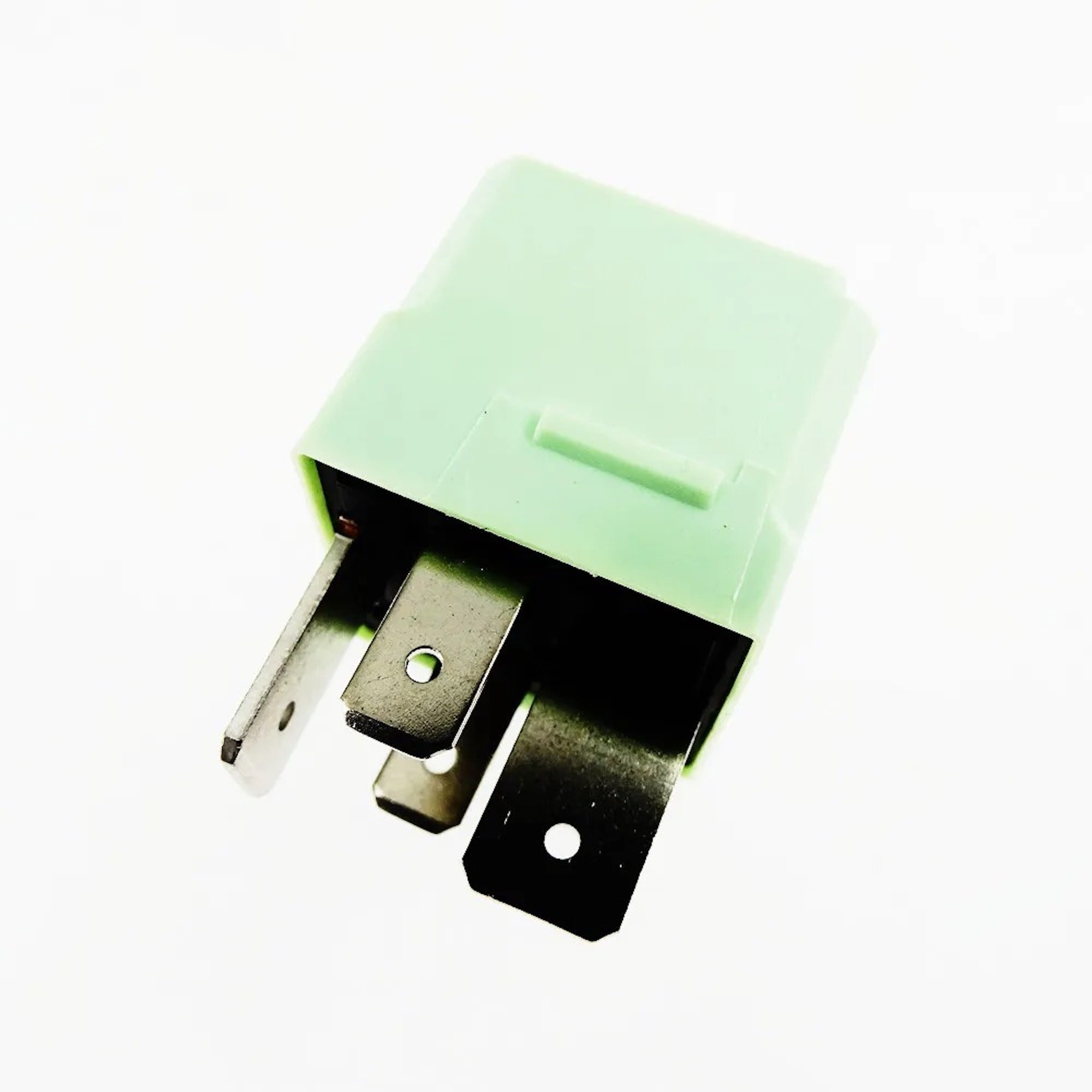 4H0951253 12V 4 Pin Powertrain Control Module Relay 4RA007793-14 V23136-J0006-X079 191937503 7M0951253 8D0951253 8E0951253 92861511101 Form A