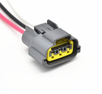 3 Pin Connector Female Socket, Pre-Wired For Lights, Motors, Pumps, Loom, 3K050
